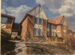 5345 Valley Ln E, Columbus, OH 43231