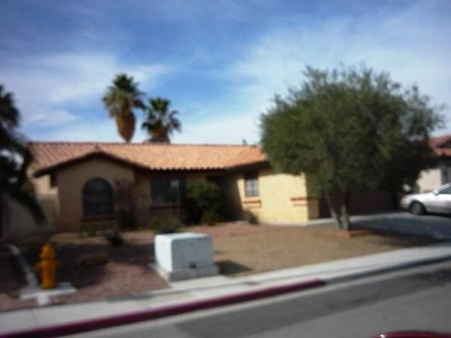 1st image of 3925 Sauceda Ln