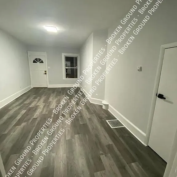 5306 Chestnut St #1 — Photo 5