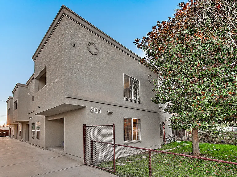 3105 Walton Ave #D — Photo 1