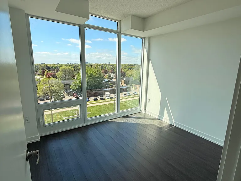 4000 Eglinton Ave W #622 — Photo 13