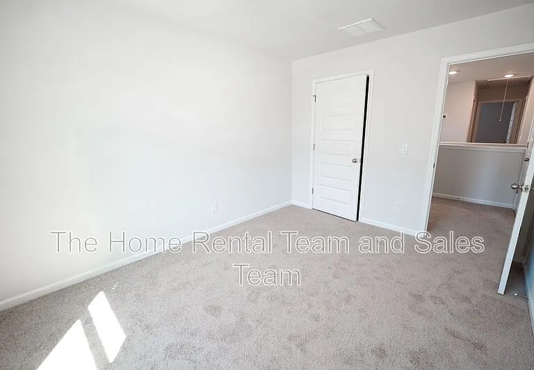 112 Red Admiral Ln — Photo 27