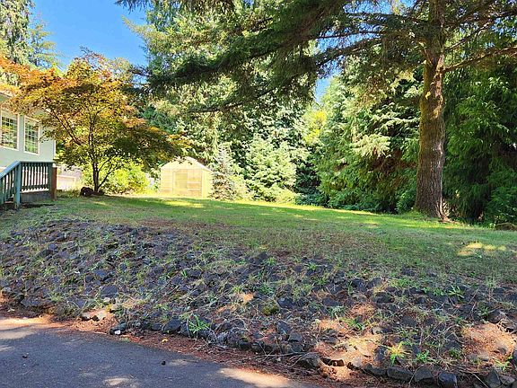 2nd image of 221 Hiouchi Dr