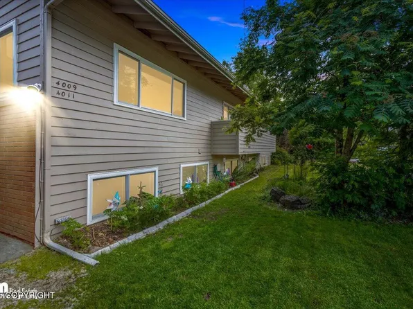4011 Merrill Dr #2B, Anchorage, AK 99517