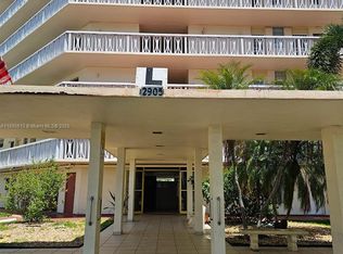 2905 Point East Dr APT L504, Aventura, FL 33160