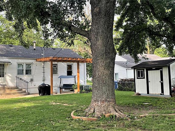 4th image of 1190 Saint Matthew Dr