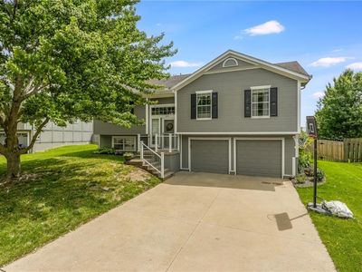 1501 Cottonwood Dr, Greenwood, MO, 64034