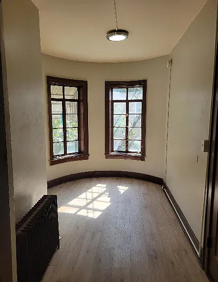 37 Hooker Ave — Photo 2