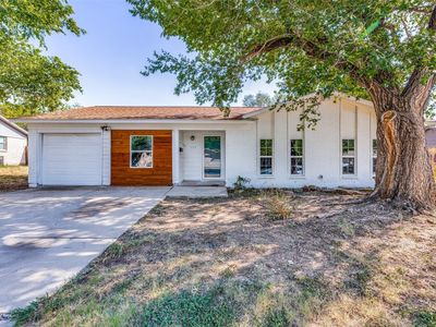 525 Kemper Ave, Crowley, TX, 76036