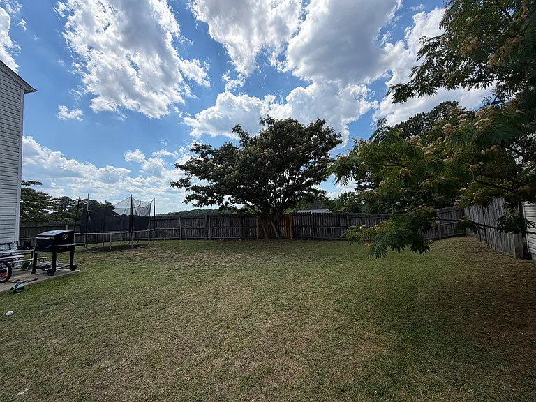 7229 Brighton Hill Ln — Photo 12