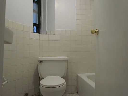 Rented by Landmark Real Estate | media 17