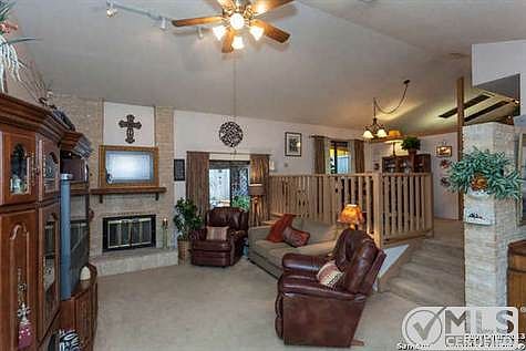 5th image of 17011 Summer Creek Dr