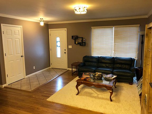 Family Room/Entryway