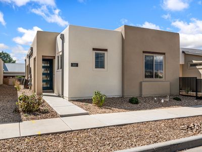 222 Delfina St, Santa Fe, NM, 87505