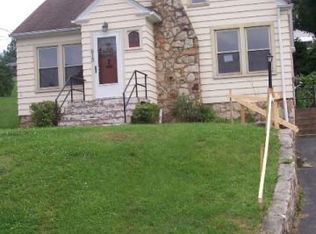 813 Rockbridge St, Bluefield, WV 24701