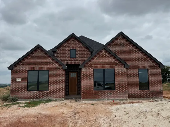 128 Passenger Way, Bridgeport, TX 76426