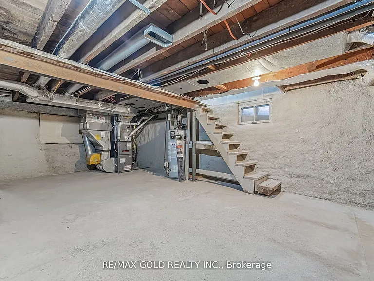 4445 Simcoe St — Photo 35