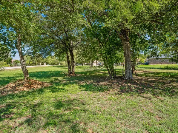 1701 Flagstone Ct, Granbury, TX 76049