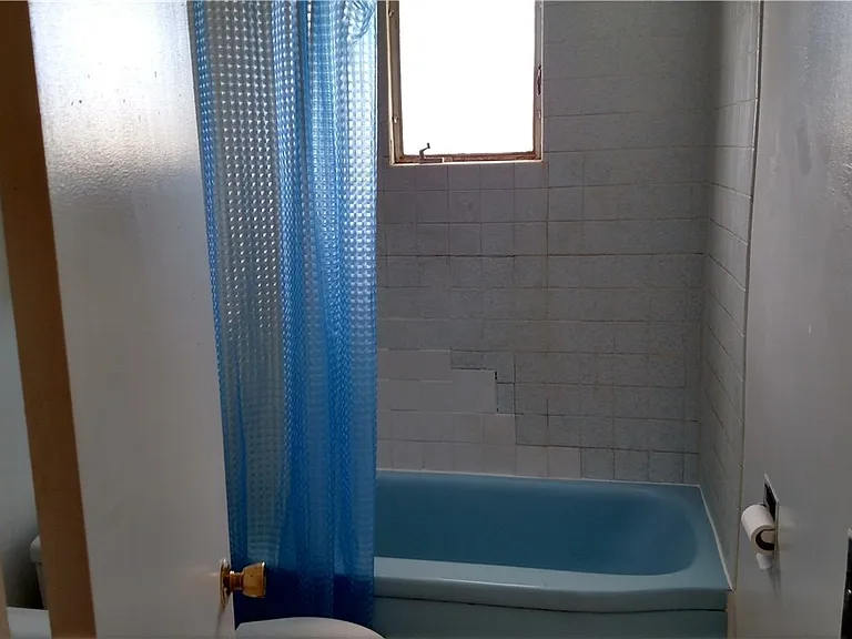 713 W Monroe Ave — Photo 15