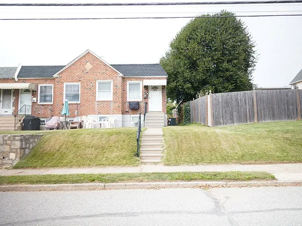 6838 Walker St, Philadelphia, PA 19135