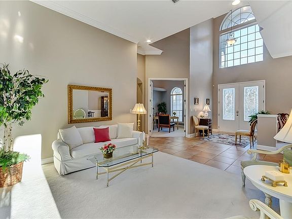 4th image of 86085 Shelter Island Dr