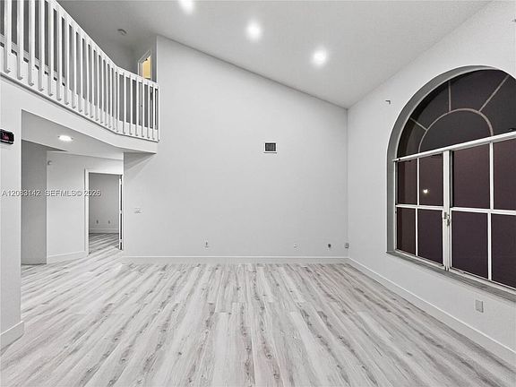 3rd image of 3215 N 36th Ave