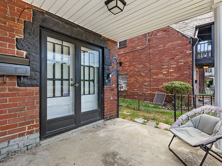 3831 Beechwood Blvd — Photo 6