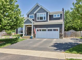 728 Sun Lake Rd, Lake Villa, IL 60046