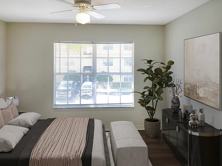 Savannah Springs Apartments — Photo 7