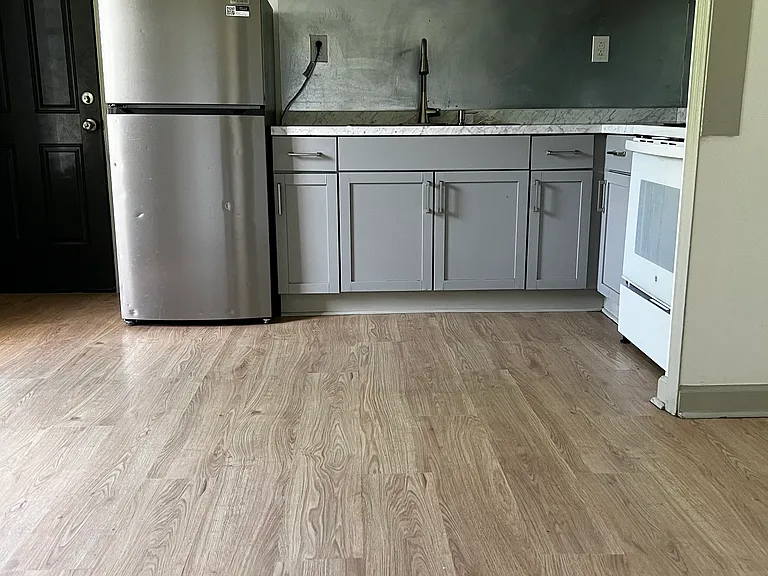 139 Franklin St #139 — Photo 4