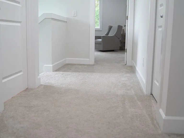 22300 SE 43rd Pl — Photo 20