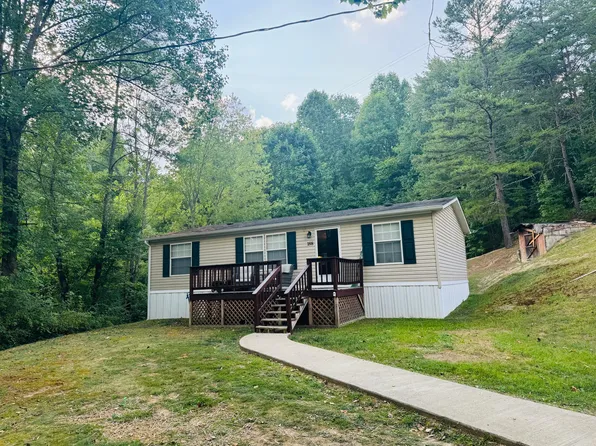 188 Charlie Sizemore Rd, Manchester, KY 40962