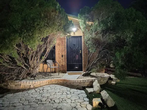 11445 Gene Sarazen Dr #A, El Paso, TX 79936