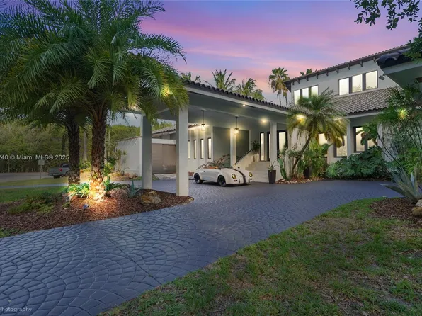 7460 SW 179th St, Palmetto Bay, FL 33157