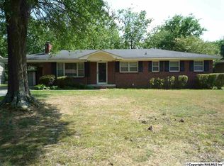 921 Edgewood St SW, Decatur, AL 35601