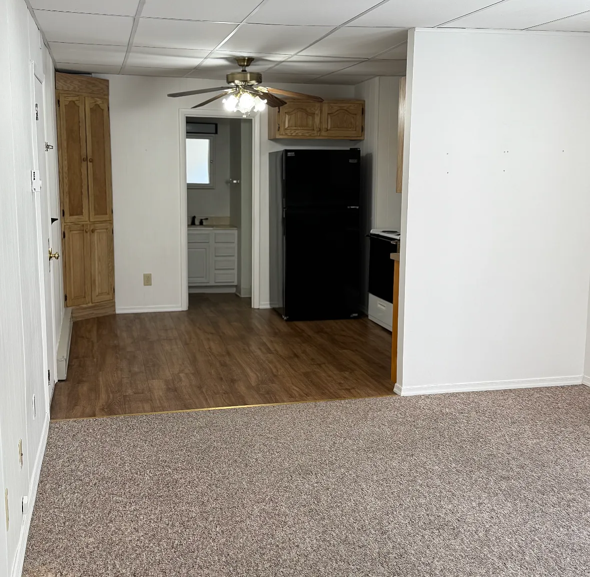 S Poplar St, Mount Carmel — Photo 3