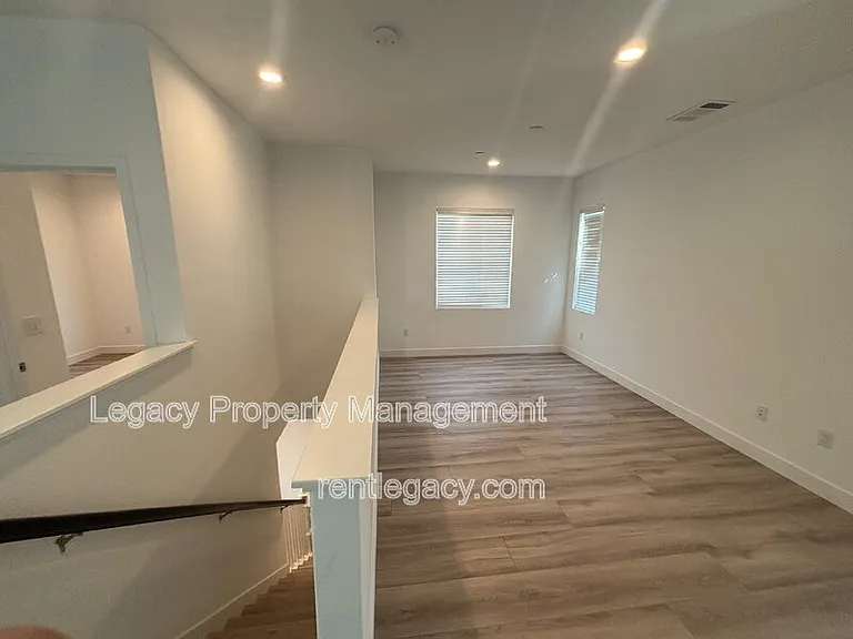 3568 Troy Dalton St — Photo 12