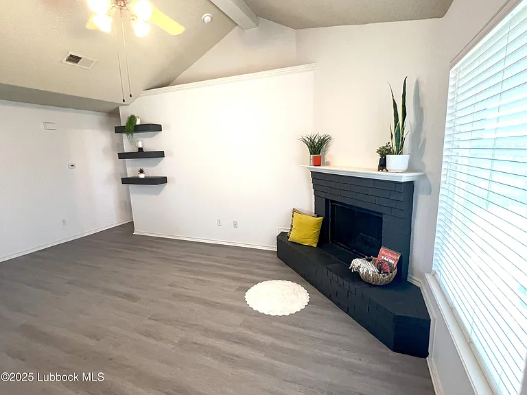 2802 108th St — Photo 10