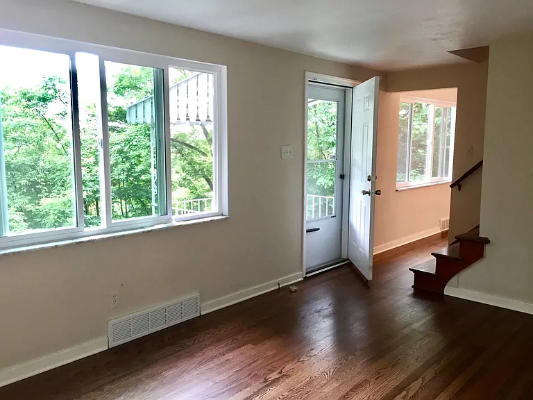3927 Foster Rd — Photo 11