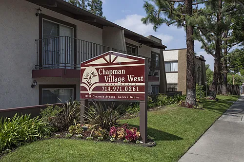 Chapman Village West Apartments Photo 1