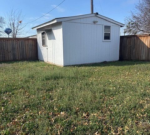 2nd image of 109 Novice Rd