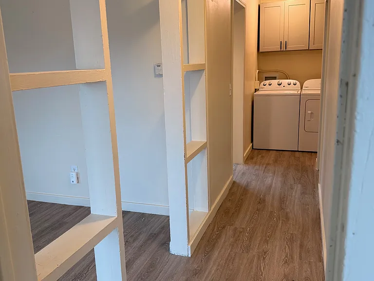 64 Albany St #2 — Photo 11
