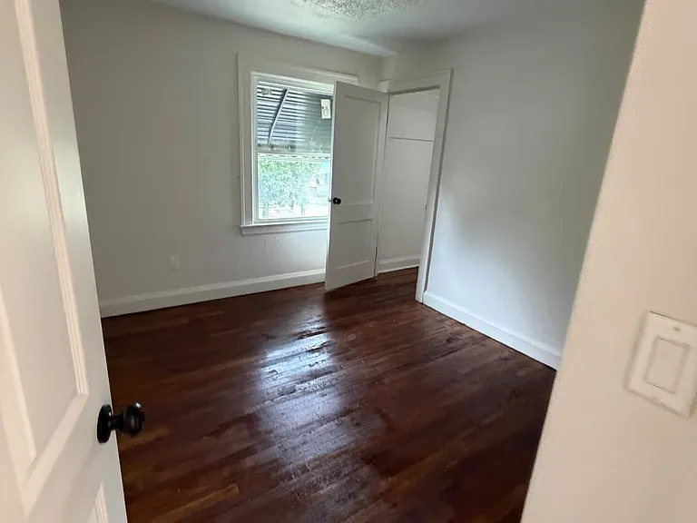 3559 W 122nd St — Photo 11