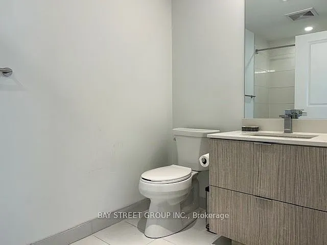 395 Bloor St E #1802 — Photo 11