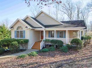 5 Barrett St, Palmyra, VA 22963