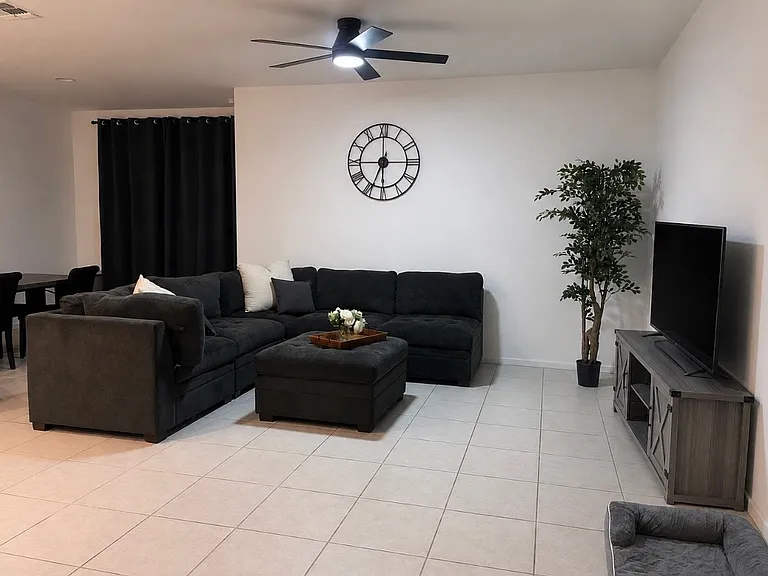 32308 N Bradley Pl — Photo 8