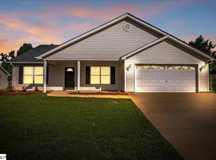 2013 Small Meadows Ct, Fountain Inn, SC 29644