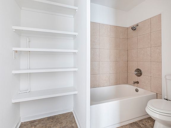 5th image of 910 N Dorgenois St #1