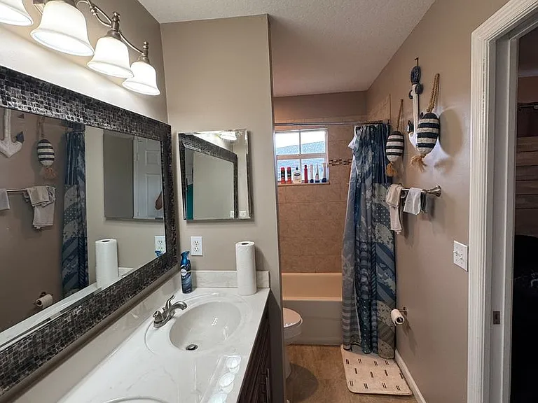 10063 Pacific Pines Ave — Photo 11