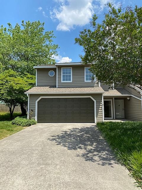 1st image of 7715 Village Dr